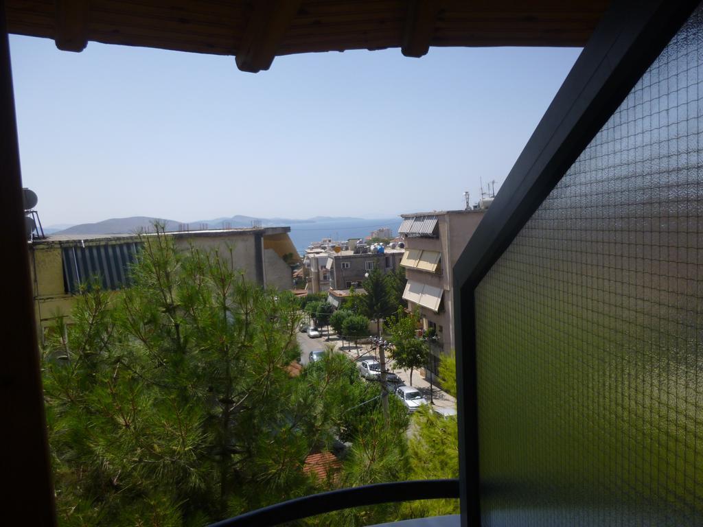 Joy Hotel Sarandë Buitenkant foto