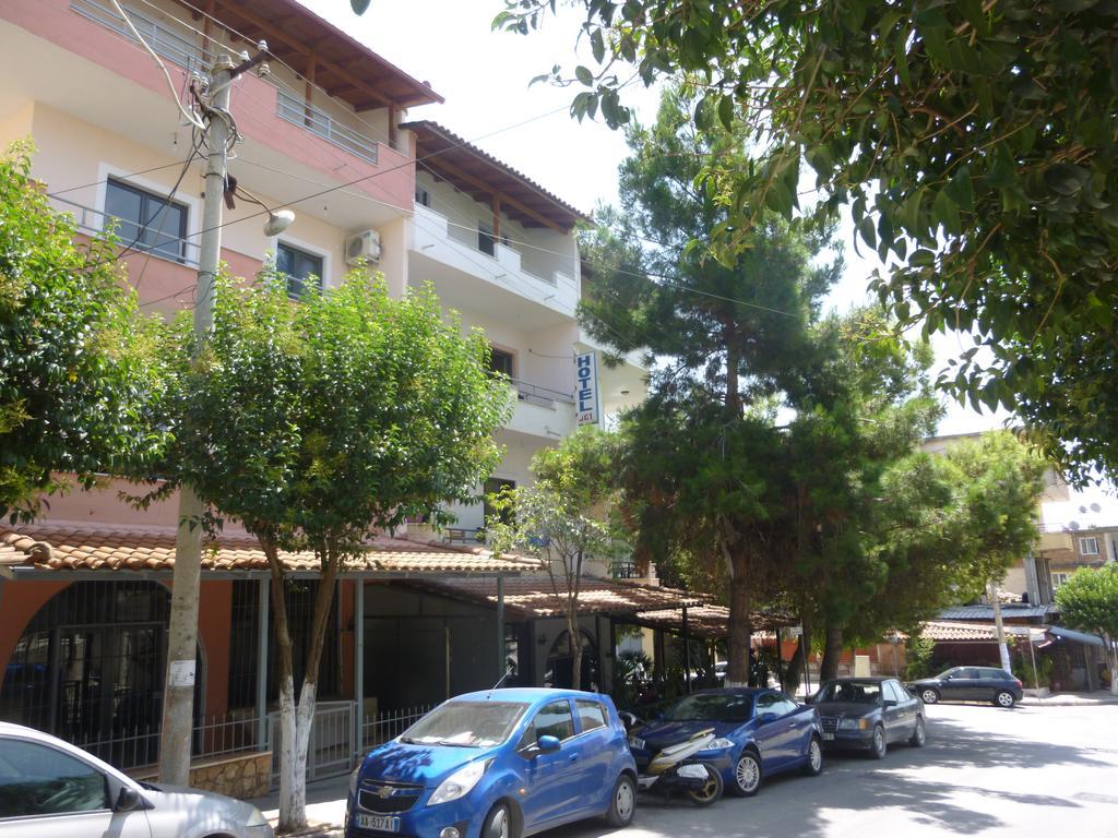 Joy Hotel Sarandë Buitenkant foto