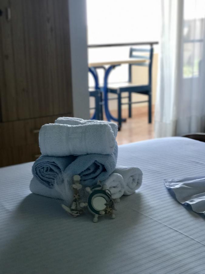Joy Hotel Sarandë Buitenkant foto