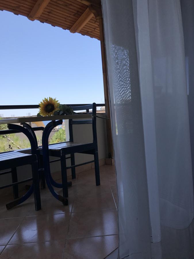 Joy Hotel Sarandë Buitenkant foto